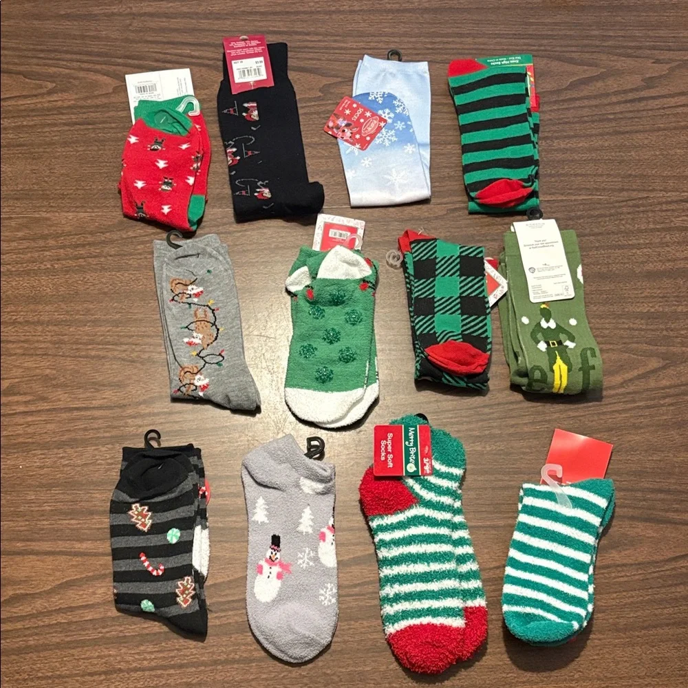 NEW 12 Lot Christmas Holiday Sock Lot